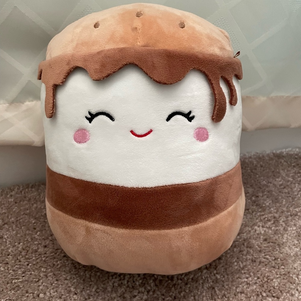 8’’ “Carmelita” Squishmallow